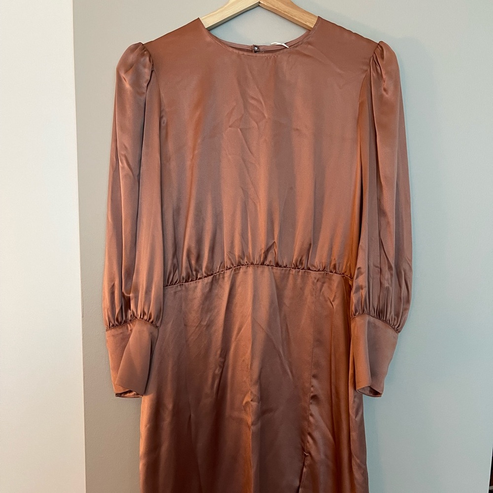 NWT 100% Silk Reformation dress - gorgeous